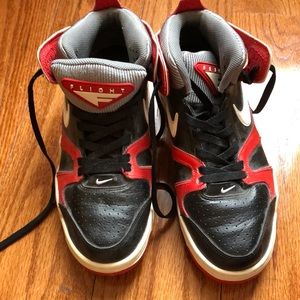 Men’s Nike Air Flight Falcons